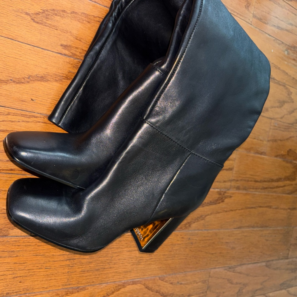GUESS Elandre boots - Picture 5 of 11